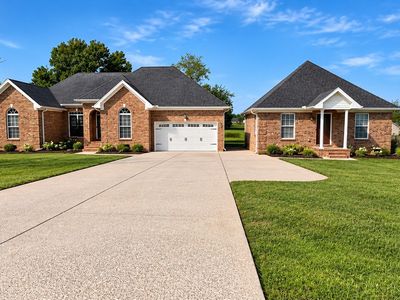 1507 Lindsey Ln