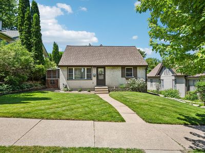 961 Livingston Ave