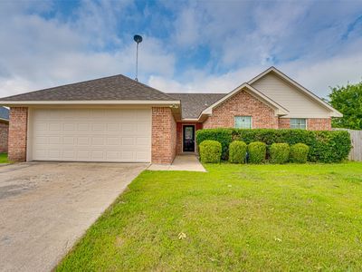 2206 Kaitlyn Cir