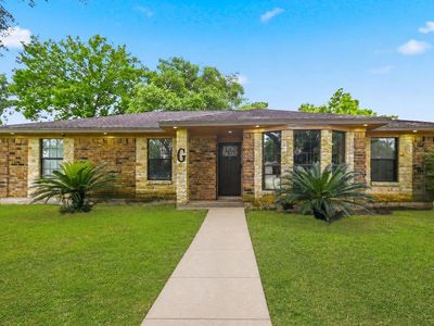 1114 Bobby St