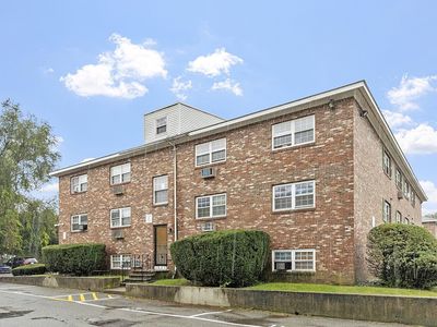 349 Hildreth St APT 16