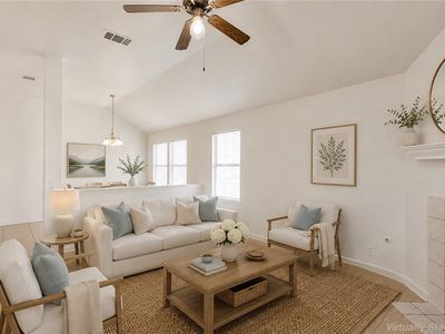 104 Evergreen Cir