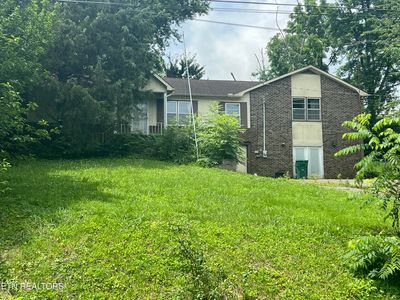 525 Cherokee Heights Dr