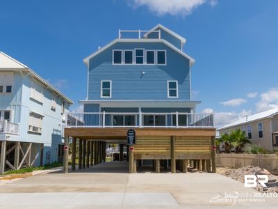332 W Beach Blvd