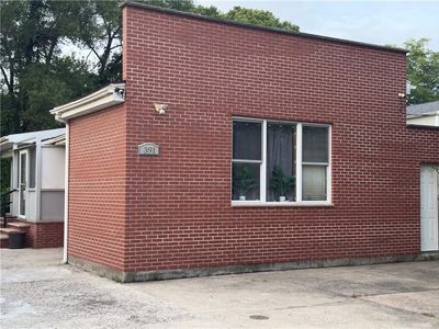391 Hamden Ave