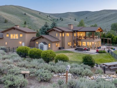 217 E Gulch Rd
