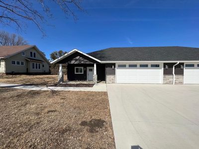 110 W Maple St UNIT 2