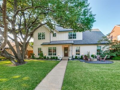1320 Apache Dr