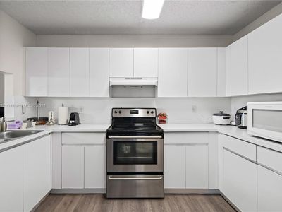 8851 NW 119th St UNIT 3416-3