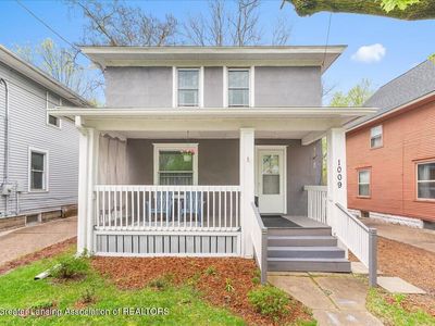 1009 May St