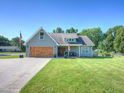 Property at 1014 Wendy Ln, Carthage, MO