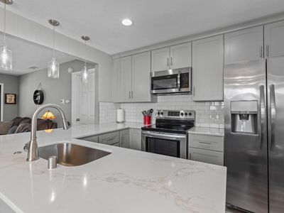 700 Del Verde Cir UNIT 8