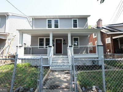 1326 S St SE