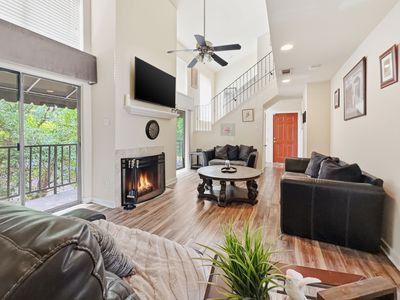 4402 Holland Ave APT 202