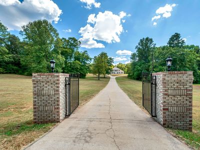 1400 Slaydenwood Rd