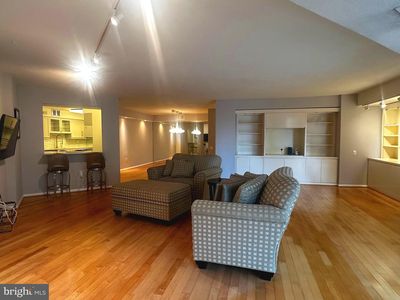 1420 Locust St APT 14K