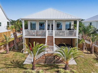 534 Beach Dr