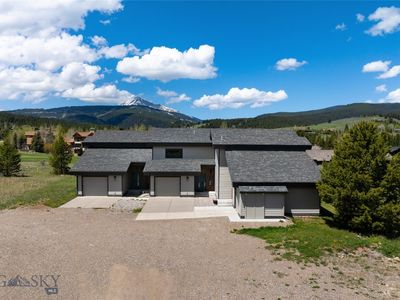 2360 Yellowtail Rd #231
