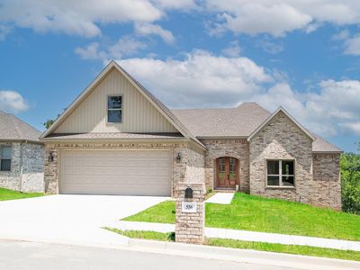 556 Valley Oak Dr