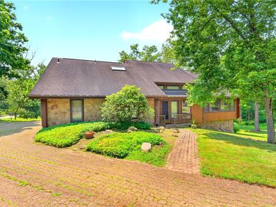 208 Springhouse Dr