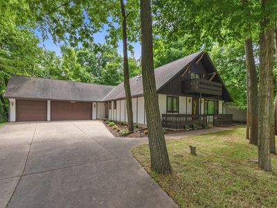 S70W16663 Hedgewood DRIVE