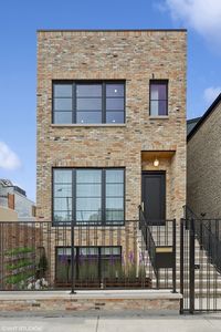 2014 N Winchester Ave