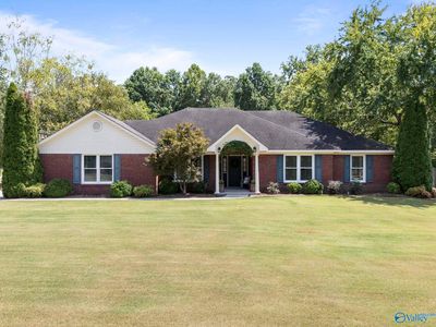 100 Foxwatch Cir