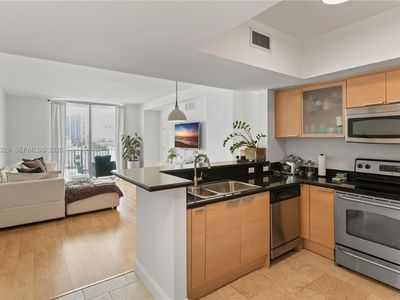 140 S Dixie Hwy APT 417