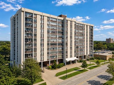 33 N Main St APT 10J