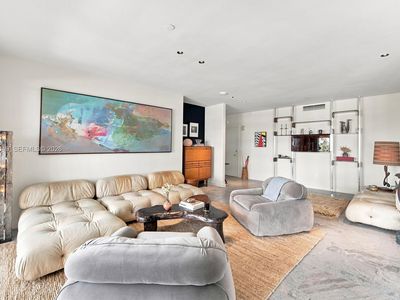 16 Island Ave APT 4E