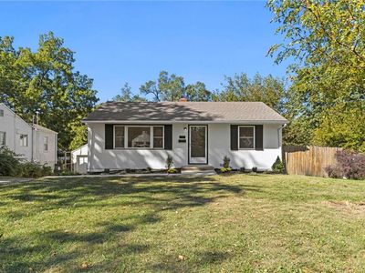 7800 Pennsylvania Ave