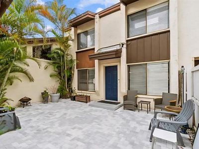 1881 N Hercules Ave APT 602