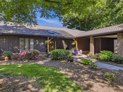 210 Spyglass Dr