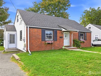 211 Martin Ave
