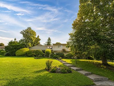 9 Talbot Drive