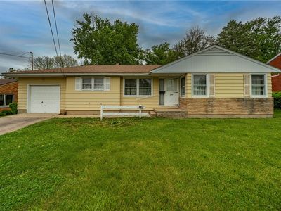Property at 110 Parker Dr, Springboro, OH