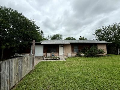 1610 E Fordyce Ave