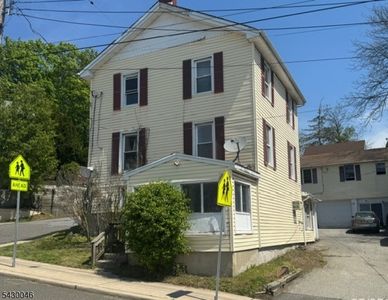 2-8 Harrison St