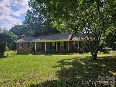 7616 Christie Ln
