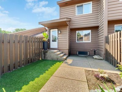 1205 63rd Ln