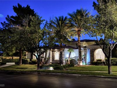 9517 Tournament Canyon Dr