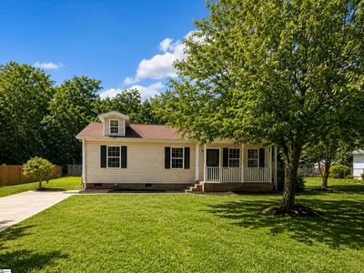 109 Laurens Ct