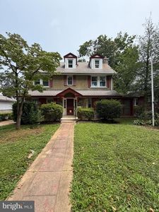 833 Morgan Ave