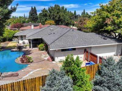 441 Estates Dr