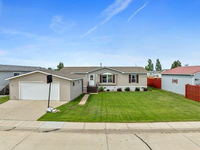 800 Coneflower Dr