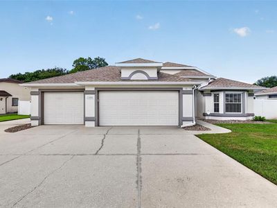 11506 LAKE DR