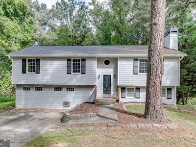 Property at 6211 Laurelwood Trl, Flowery Branch, GA