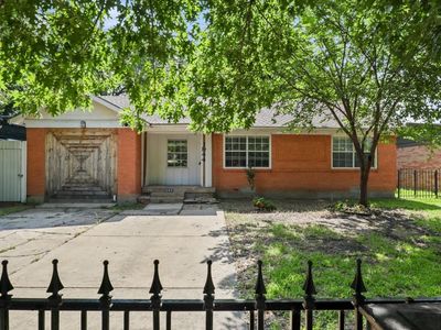 1944 Alhambra St