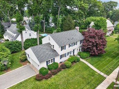 241 Avondale Rd