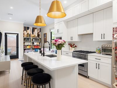 3-5 S Whitney St #7